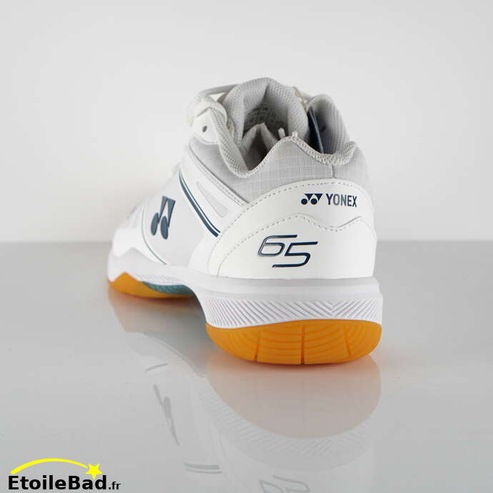 Yonex Power Cushion 65 Z4 Wide