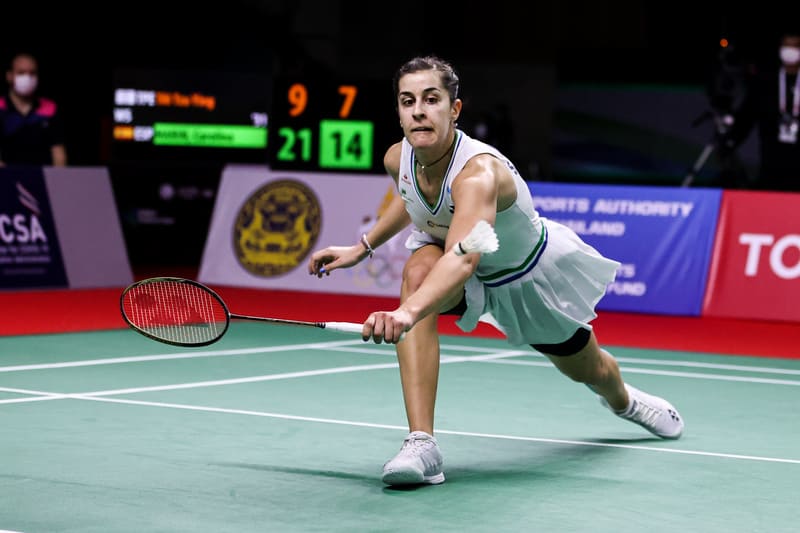 Carolina Marin en train de défendre en revers