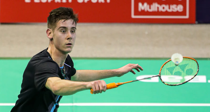 Arnaud Merkle drive le volant au badminton